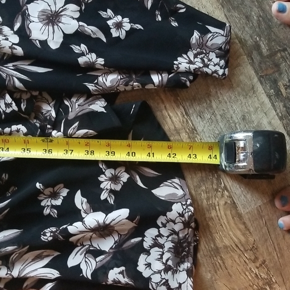 Bardot Floral Romantic Wrap Dress Size 6 - Picture 16 of 16